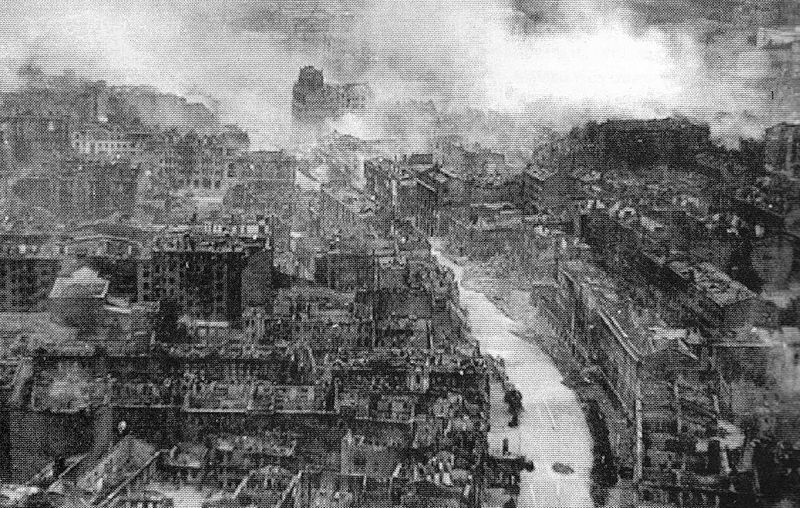 800px-Ruined_Kiev_in_WWII