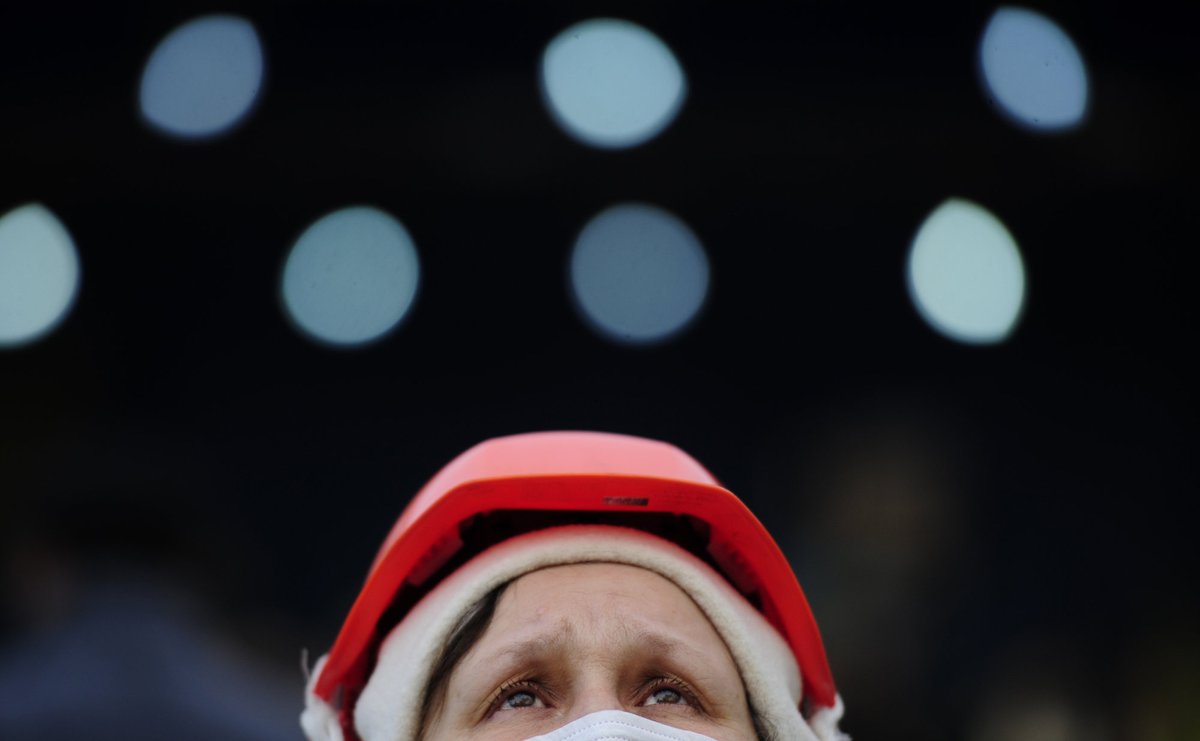 slide_338310_3447140_free